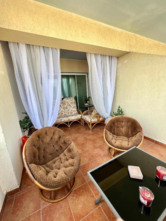 Carisa Holiday Rooms Larnaca Extérieur photo