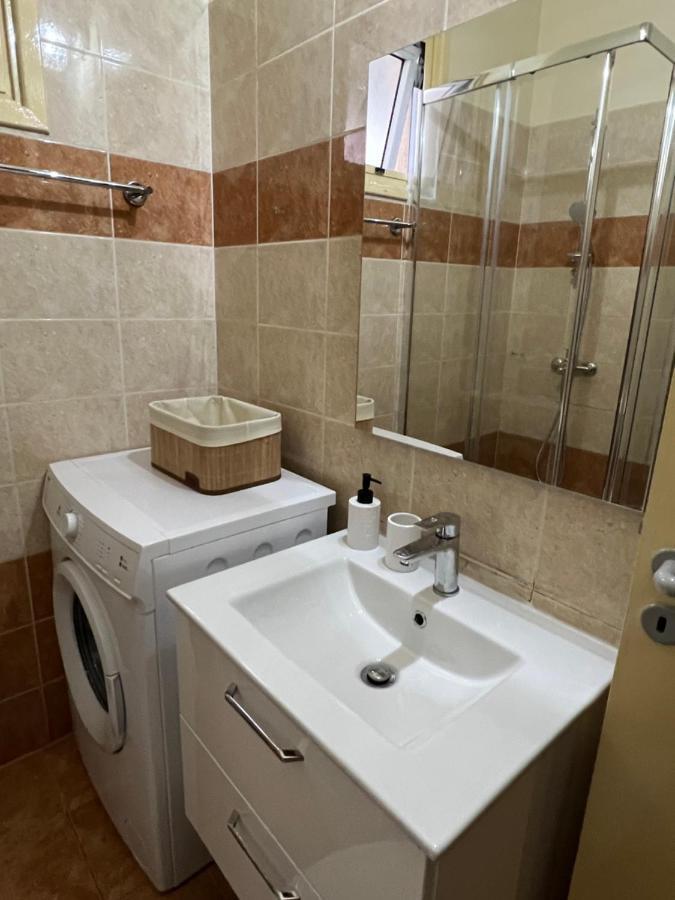 Carisa Holiday Rooms Larnaca Extérieur photo